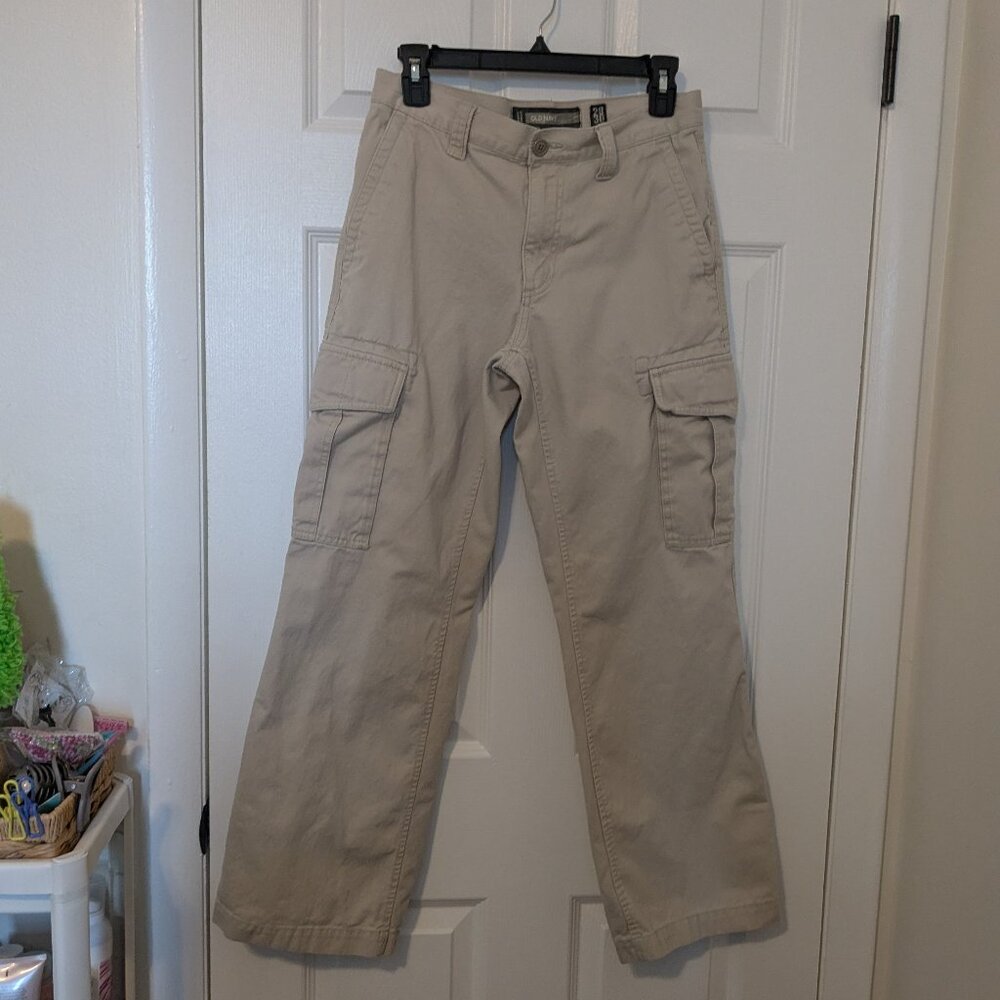 Old Navy khaki loose cargo pants size 28 x 30